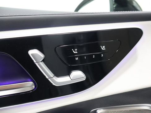 New 2026 Mercedes-Benz GLC 300 4MATIC image 14
