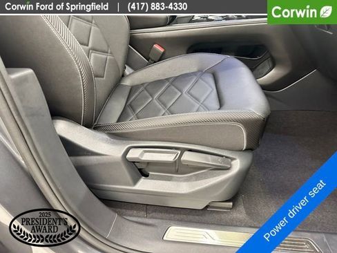 Used 2025 Volkswagen Atlas Cross Sport SE AWD/4WD image 10
