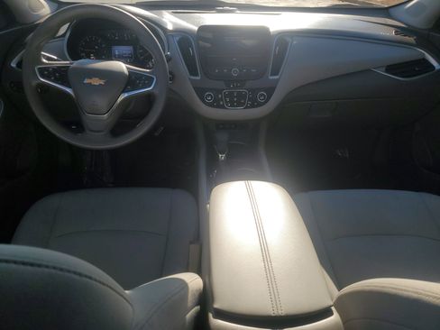 Used 2022 Chevrolet Malibu LT image 12