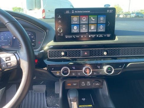 Used 2024 Honda Civic Touring image 11