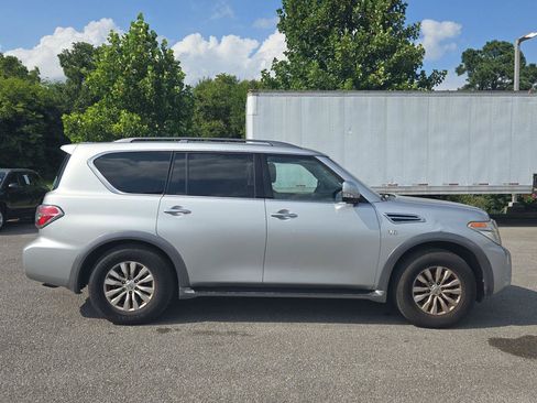 Used 2017 Nissan Armada SV AWD/4WD image 8