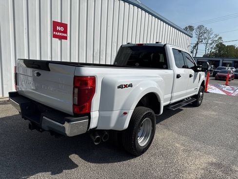 Used 2022 Ford F350 XLT AWD/4WD image 8