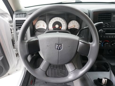 Used 2006 Dodge Dakota ST image 15