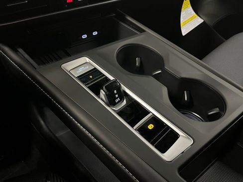 New 2026 Volkswagen Atlas Cross Sport SE image 13