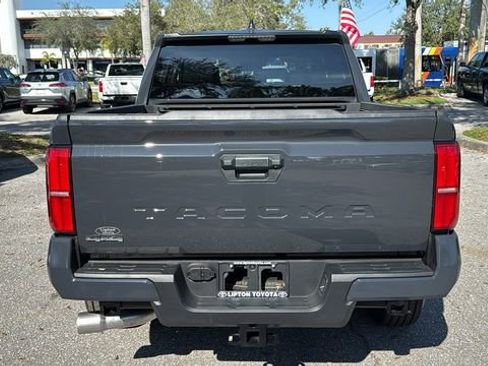 Used 2025 Toyota Tacoma SR5 image 6
