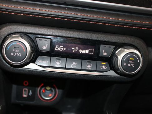 Used 2020 Nissan Kicks SR w/ SR Premium Package image 26