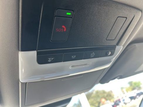 Used 2025 Nissan Altima 2.5 SV image 31