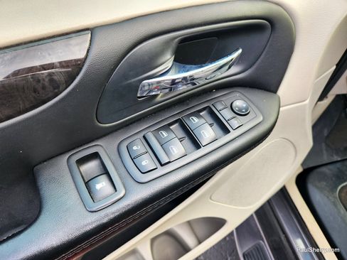 Used 2015 Dodge Grand Caravan SE w/ Quick Order Package 29E SE image 25