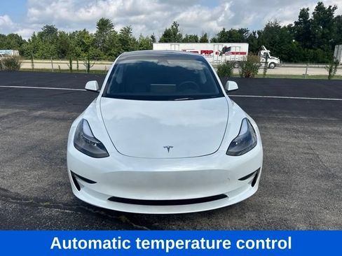Used 2023 Tesla Model 3 Standard Range RWD image 3
