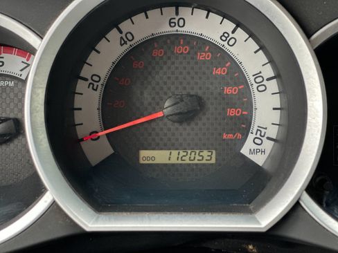 Used 2013 Toyota Tacoma PreRunner w/ SR5 Pkg RWD image 24