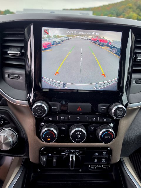 Used 2022 RAM 1500 Laramie AWD/4WD image 19