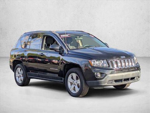 Used 2015 Jeep Compass Sport w/ Power Value Group image 3