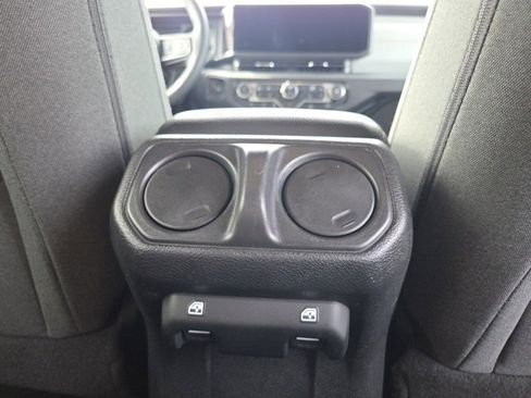 Used 2024 Jeep Wrangler Sport S image 9