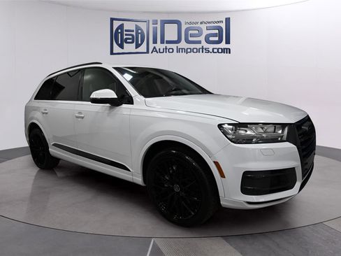 Used 2017 Audi Q7 3.0T Prestige w/ Prestige Package image 7