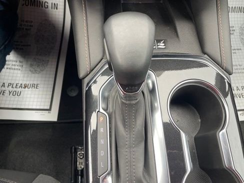 Used 2023 Chevrolet Blazer Premier image 30