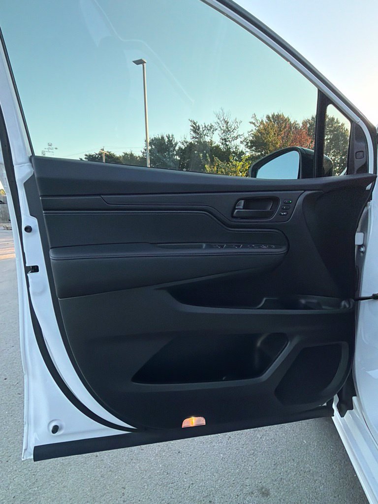 Used 2026 Honda Odyssey Sport-L image 6