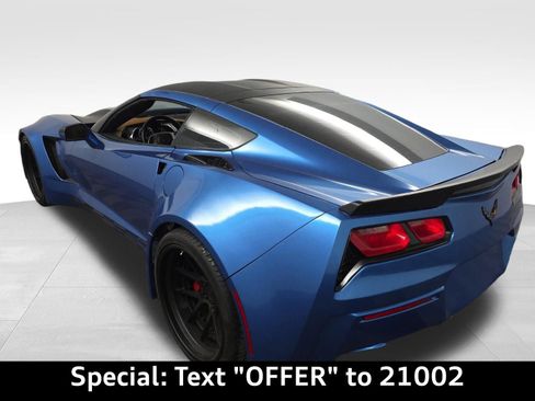 Used 2019 Chevrolet Corvette Stingray Coupe image 2