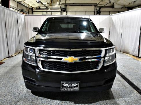 Used 2015 Chevrolet Suburban LT image 24