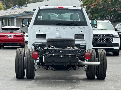 New 2026 Ford F550 4x4 Supercab Super Duty image 4