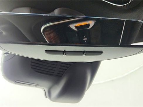 Used 2025 Mercedes-Benz GLC 300 image 51