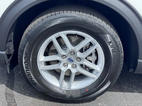 New 2026 Ford Explorer Active AWD/4WD image 43