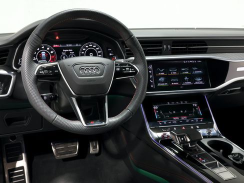 Used 2021 Audi RS 6 AWD/4WD image 2