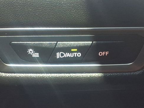 Used 2025 BMW X7 xDrive40i w/ M Sport Package image 17