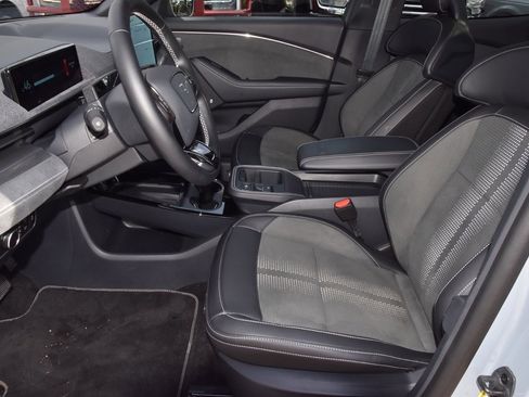 Certified 2025 Ford Mustang Mach-E GT image 13