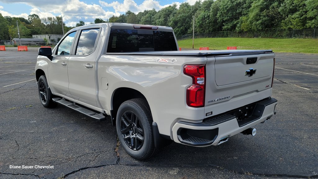 New 2026 Chevrolet Silverado 1500 RST w/ Convenience Package II AWD/4WD image 9