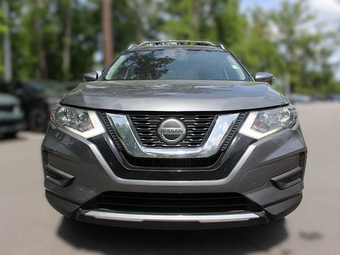 Used 2020 Nissan Rogue SV w/ Premium Package image 13