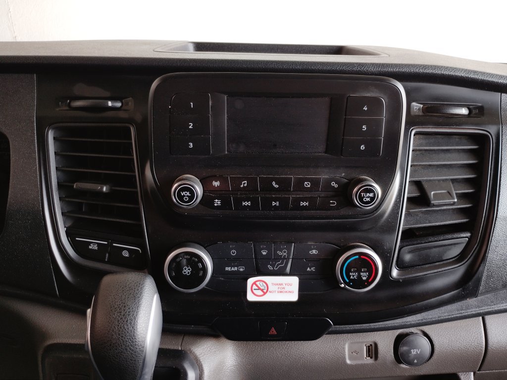 Used 2025 Ford Transit 350 XL RWD image 32