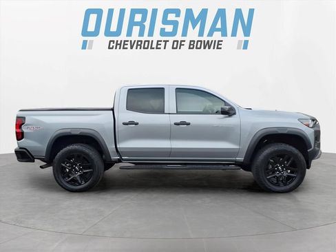 Certified 2025 Chevrolet Colorado Trail Boss AWD/4WD image 2