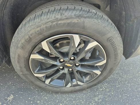 Used 2023 Chevrolet TrailBlazer LT w/ Convenience Package FWD image 8