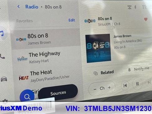 Used 2025 Toyota Tacoma SR5 image 54