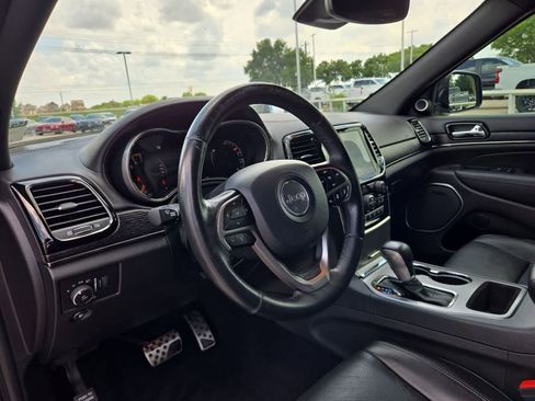 Used 2020 Jeep Grand Cherokee High Altitude RWD image 2