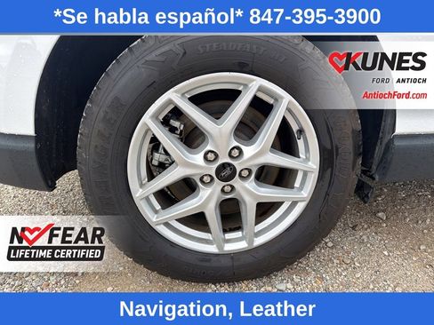 Used 2023 Ford Edge SEL image 12