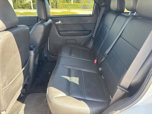 Used 2011 Ford Escape Limited w/ 301A Rapid Spec Order Code image 18