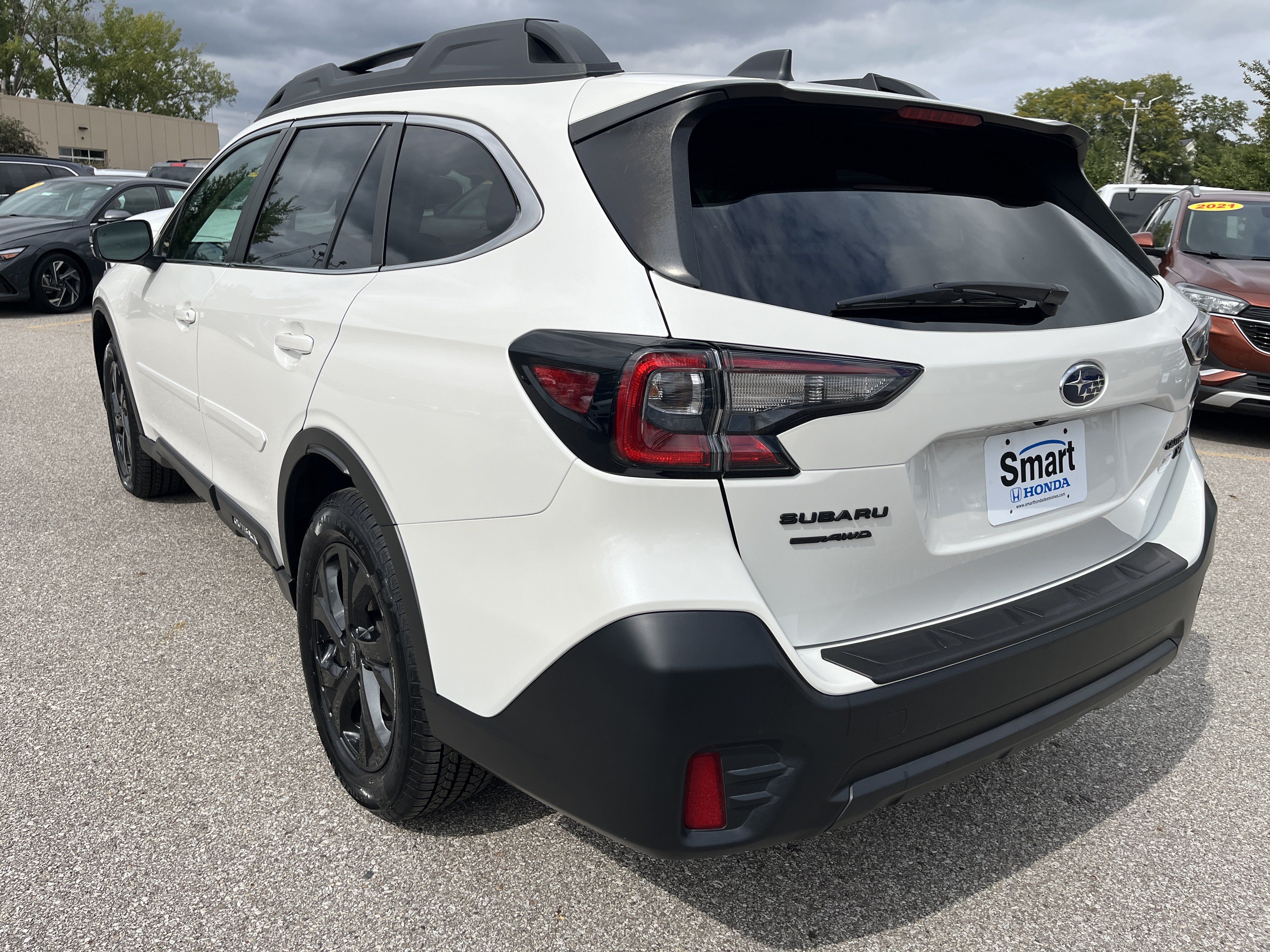 Used 2022 Subaru Outback Onyx Edition XT AWD/4WD image 6
