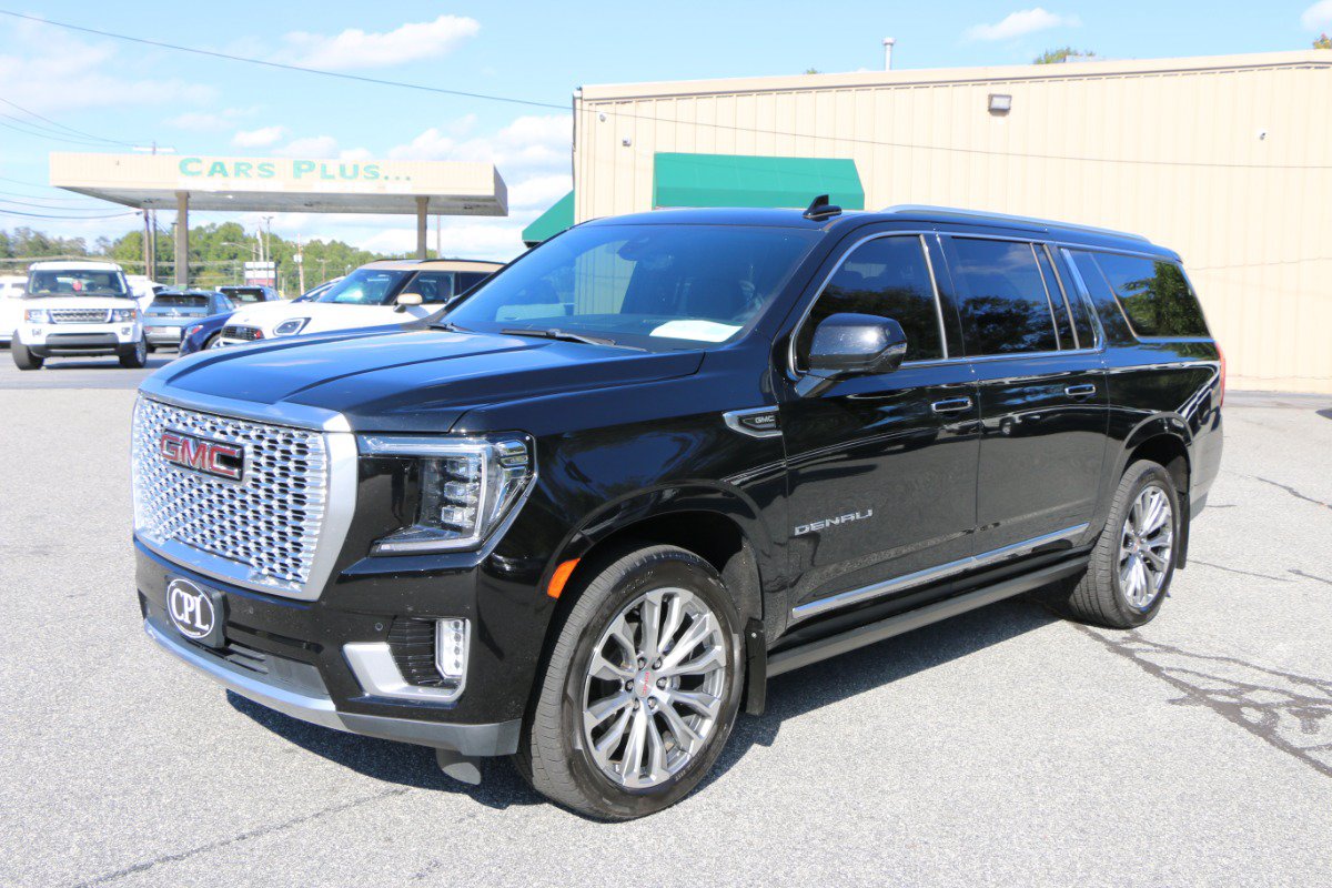 Used 2021 GMC Yukon XL Denali w/ Denali Premium Package AWD/4WD image 1