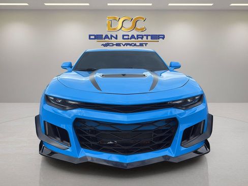 Used 2023 Chevrolet Camaro LT w/ Technology Package RWD image 8