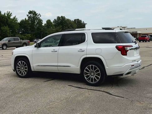 Used 2023 GMC Acadia Denali w/ Denali Ultimate Package AWD/4WD image 6