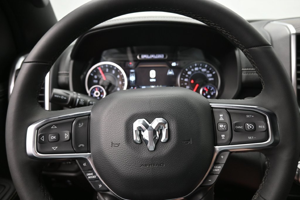 Used 2026 RAM 1500 Laramie AWD/4WD image 12