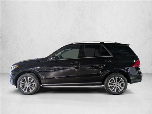 Used 2019 Mercedes-Benz GLE 400 4MATIC image 9