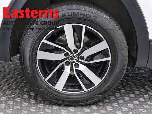 Used 2022 Volkswagen Atlas SE AWD/4WD image 30