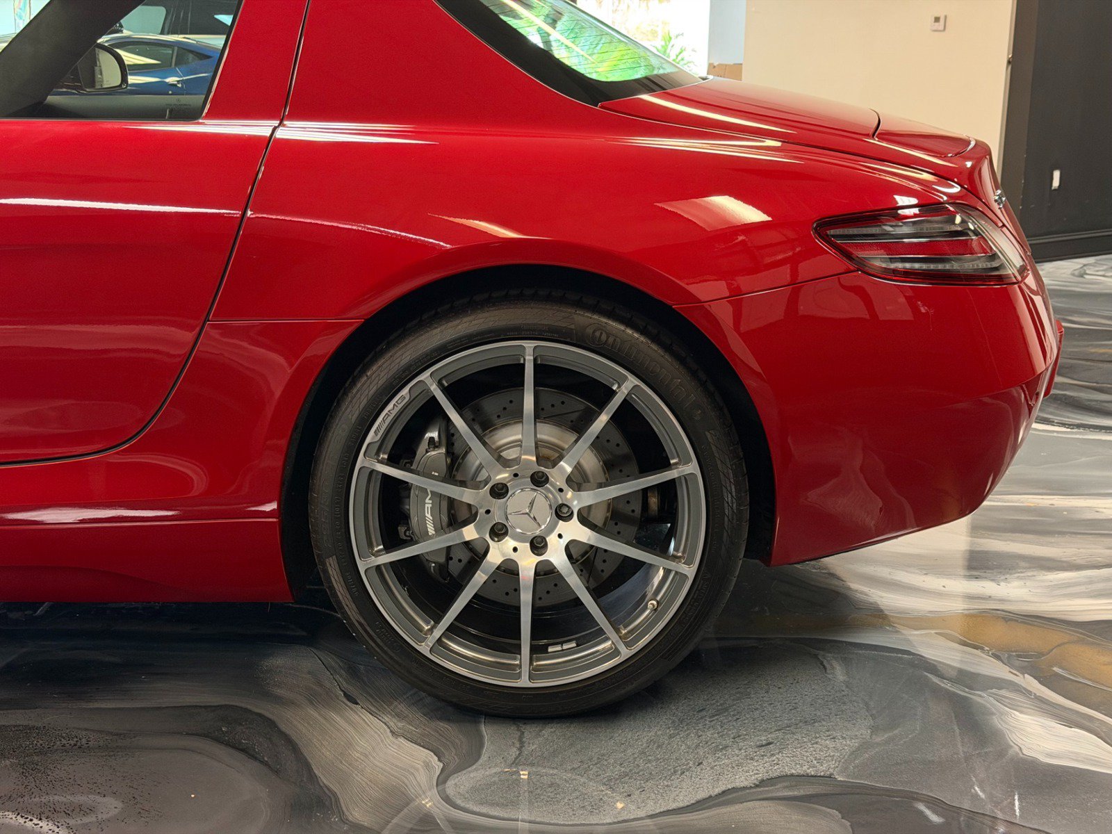 Used 2011 Mercedes-Benz SLS AMG Coupe image 11