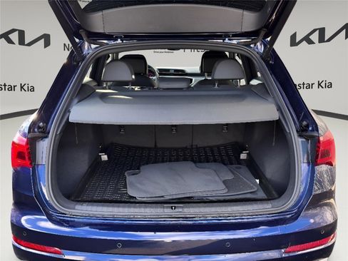 Used 2021 Audi Q3 2.0T Premium Plus w/ Premium Plus Package image 11