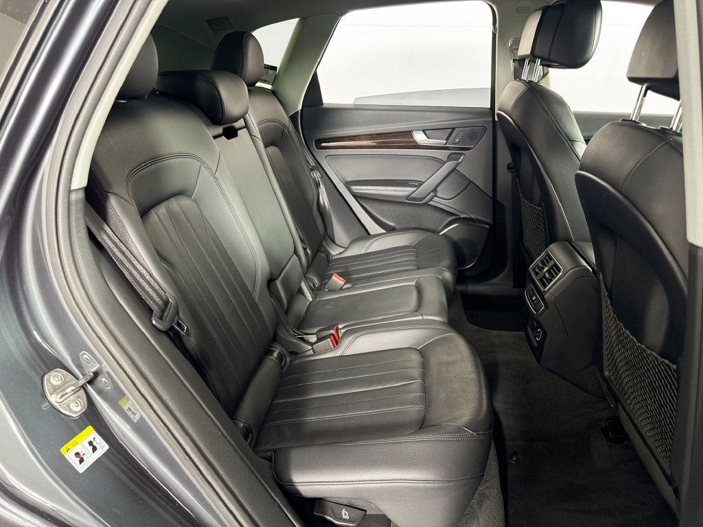 Used 2019 Audi Q5 2.0T Premium Plus w/ Premium Plus Package AWD/4WD image 34
