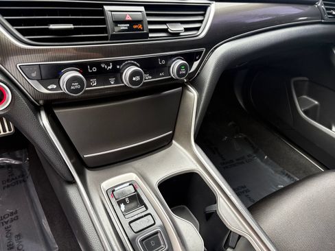 Used 2019 Honda Accord Sport image 27