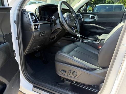 Used 2022 Kia Sorento SX FWD image 12