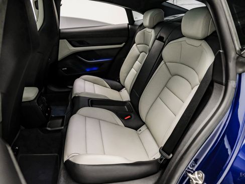 Used 2020 Porsche Taycan Turbo image 69